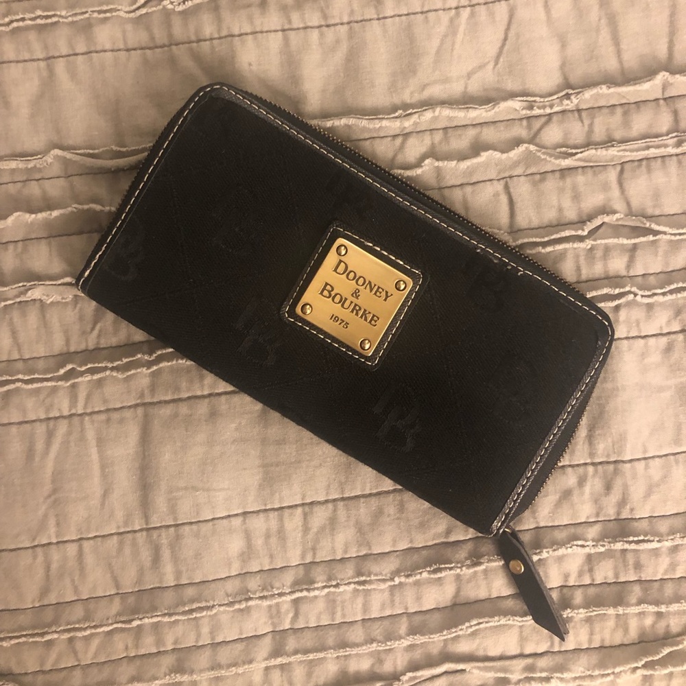 Black Dooney & Bourke Wallet